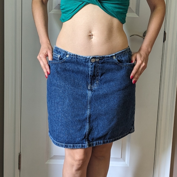Vintage American Eagle Outfitters Denim Mini Skirt - Picture 2 of 12